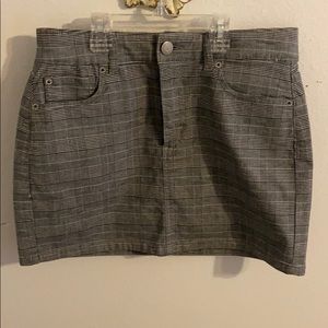 Super cute skirt and only worn once !!